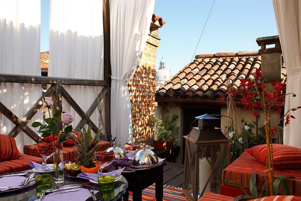 Ad Place Venise Restaurant photo